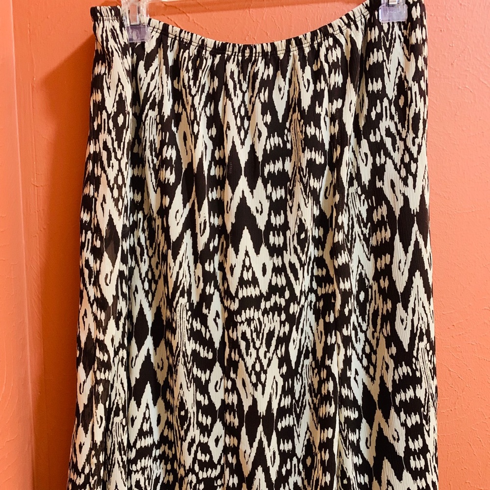 *** 3 for 12 *** Skirt 12